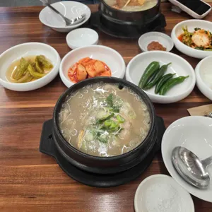이우철한방누룽지삼계탕 사진