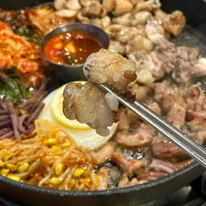 꽃돼지식당 대표 사진