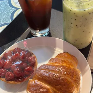 테이블1629 사진