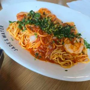 제이드앤워터 사진