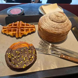 레드브릿지 대표 사진