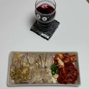 정원마늘보쌈 사진