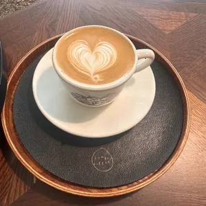 로우키 대표 사진