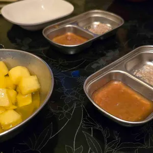 치킨플러스 사진