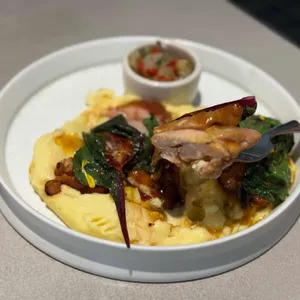 심퍼티쿠시 사진