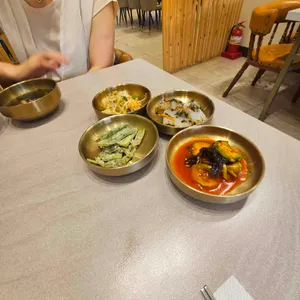 백년도담솥밥 사진