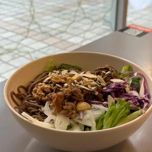 샐러디 대표 사진