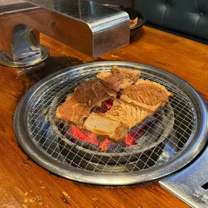 토반 대표 사진