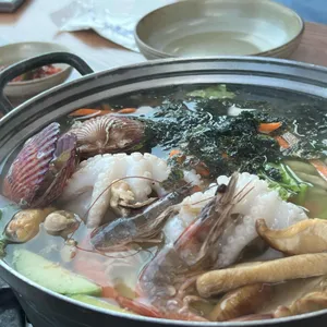 밀터 대표 사진