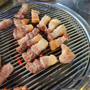 돈사돈 대표 사진