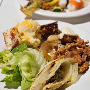 애슐리퀸즈 대표 사진