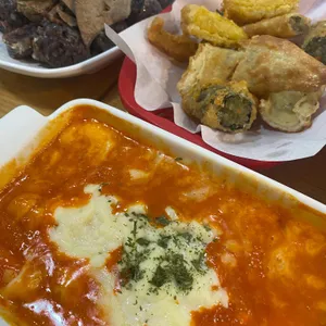 감탄떡볶이 사진