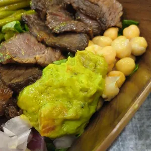 더타코부스 대표 사진