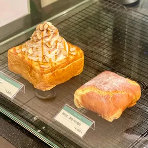 우지커피 대표 사진