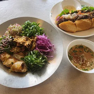 남월 대표 사진