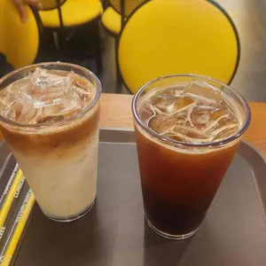 컴포즈커피 사진