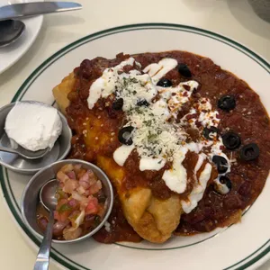 타쿠즈 대표 사진