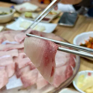 사량도 자연산횟집 사진