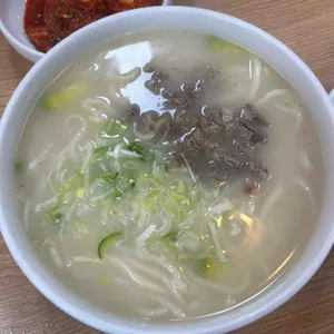 우밀가 안동국시 대표 사진