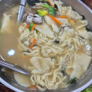 장수마늘보쌈 대표 사진