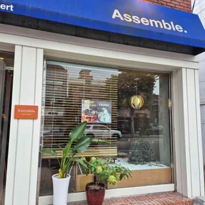 어셈블 리뷰 사진