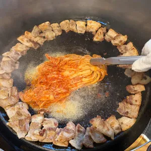 무쇠김치삼겹 대표 사진