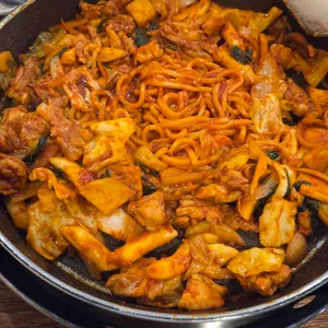 전통춘천닭갈비 대표 사진