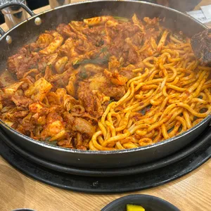 유가네닭갈비 사진