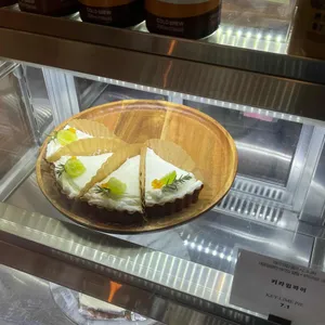 울프소셜클럽 리뷰 사진