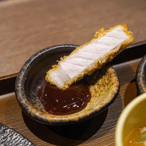 카츠에가오 사진