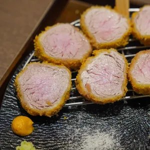 카츠에가오 사진