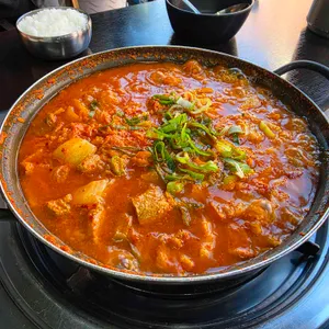 그남자 김치찌개 대표 사진