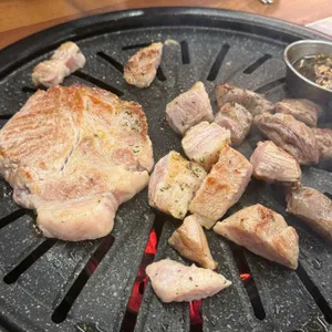 오렌지숯불고기집 대표 사진