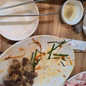 새말로김치찌개삼겹살 대표 사진