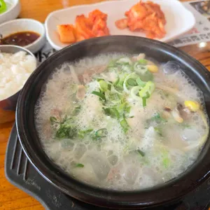 작동순대국 대표 사진