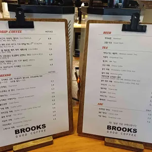 브룩스 리뷰 사진