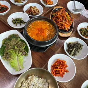 청국장과보리밥 사진