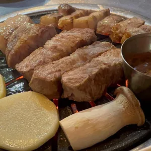 먹고정 대표 사진