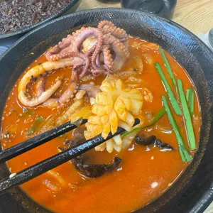 태룡 불낙지짬뽕 대표 사진