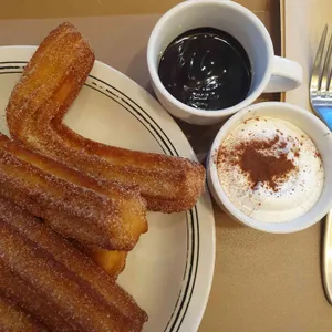 몬도커피츄러스 대표 사진