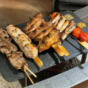 우아하게 대표 사진