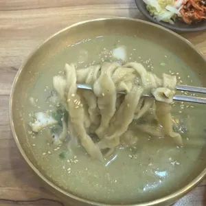 차롱전복칼국수 사진