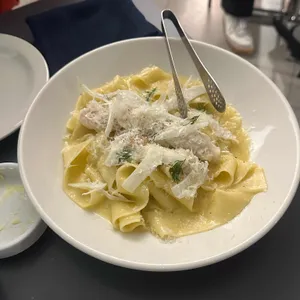 프라테르 대표 사진