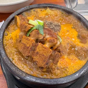 서부청기와감자탕 사진