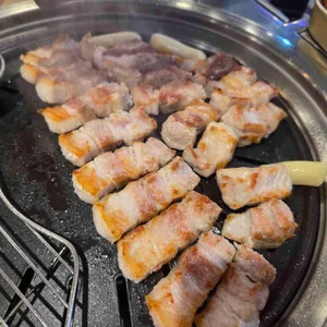 돈우애 대표 사진