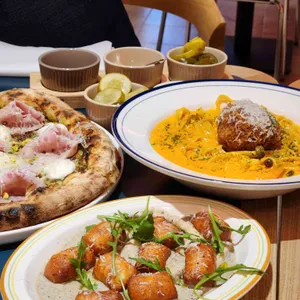 이태리피자 사진