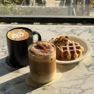 유월 대표 사진