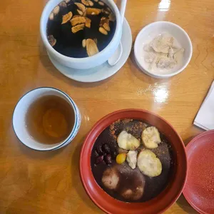 서울서 둘째로 잘하는집 사진