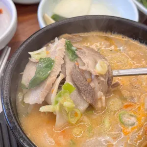 부산토박이돼지국밥 사진