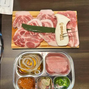 돼지새마을본부 대표 사진